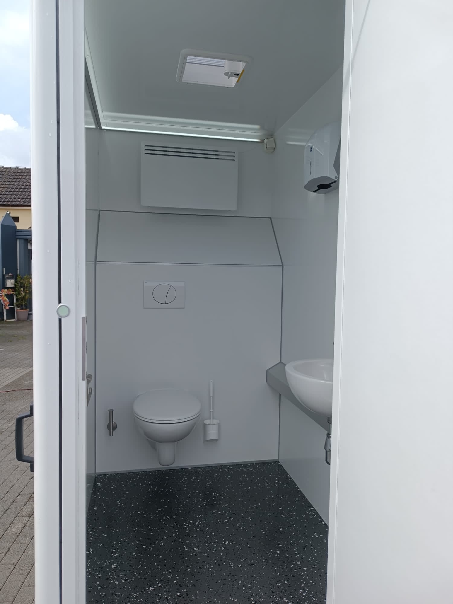 Toilettenwagen 1D+1H – Bild 5